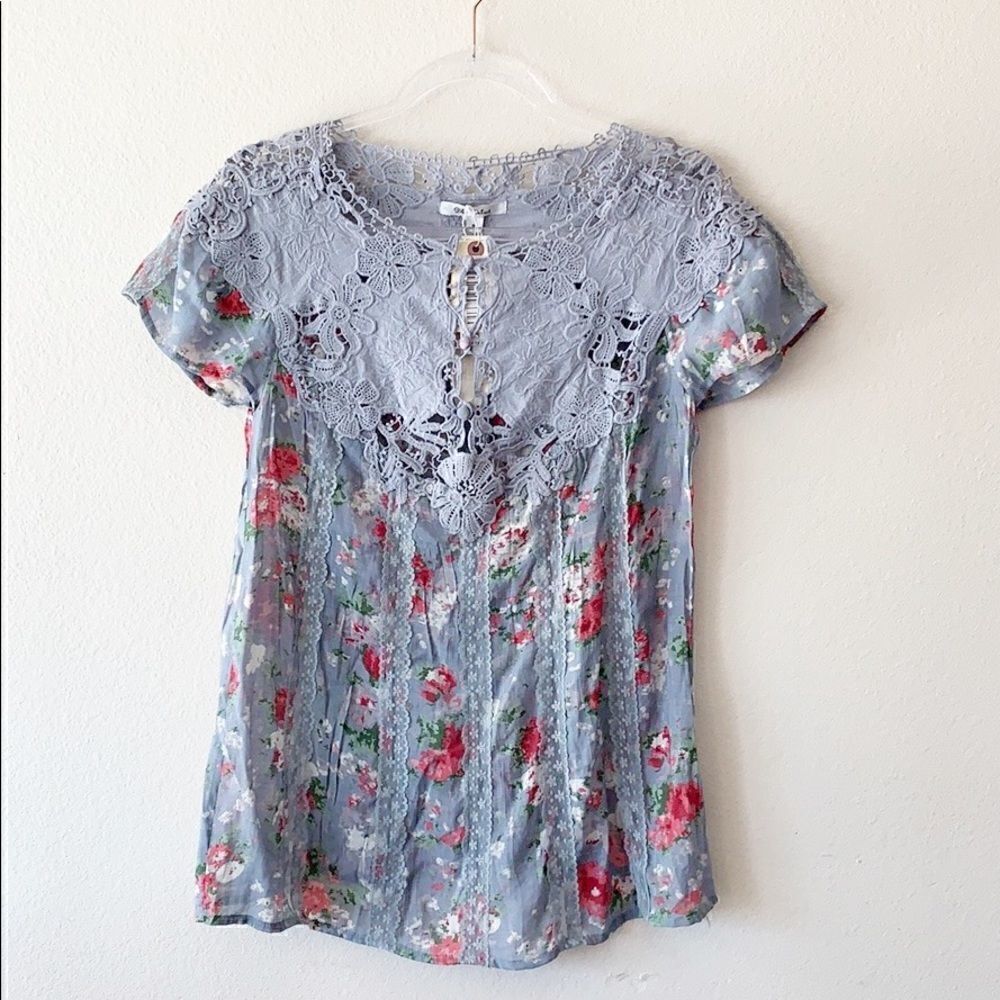 Blue Velvet Vintage Floral Lace Top